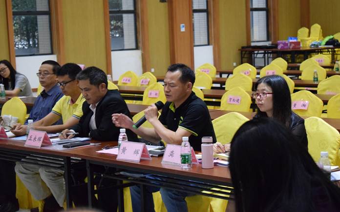 8dcd8a8f561e4361920f9a473e3c21e2